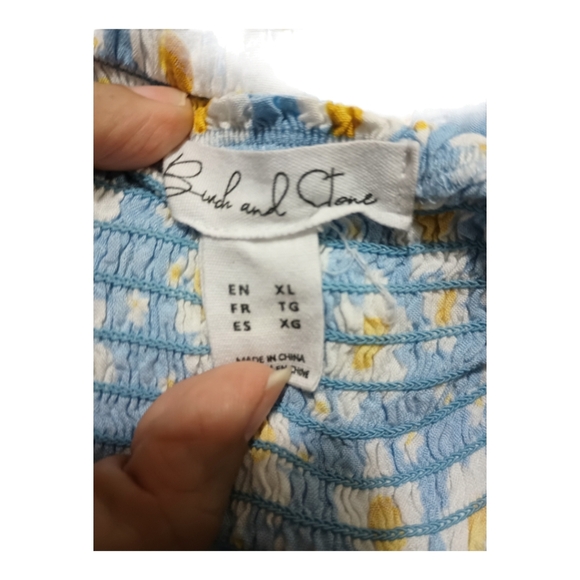 Birch and Stone dress hi low style floral open stomach. Summer size X-large. - Picture 7 of 8